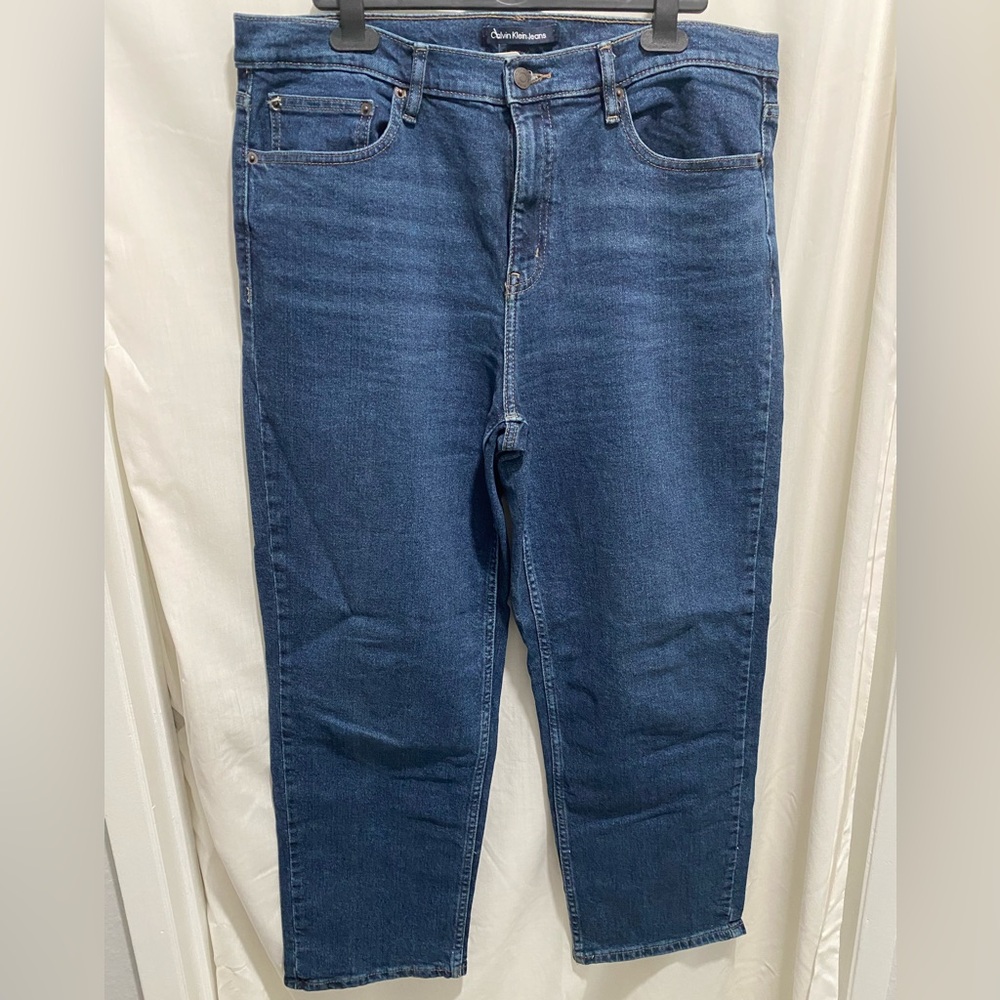 Calvin Klein Jeans Straight Leg in Dark Blue